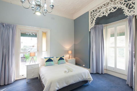 Central Charm - Inverell Accommodation 2