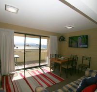 Central Park 10/1 Snowy River Avenue - Inverell Accommodation