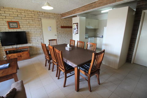 Central Park 4 - Centre Of Jindabyne - Inverell Accommodation 1