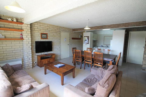 Central Park 4 - Centre Of Jindabyne - Inverell Accommodation 2