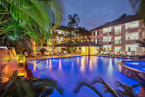 Central Plaza Port Douglas - Inverell Accommodation 0
