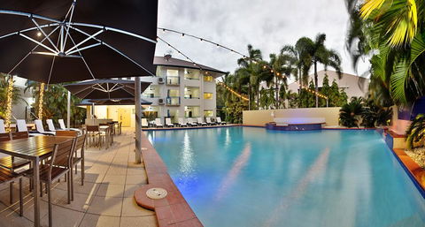 Central Plaza Port Douglas - Inverell Accommodation 2