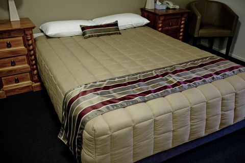 Centrepoint Motor Inn - Inverell Accommodation 2