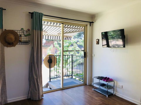 Charlie Sweet Home At Mornington Peninsula - Inverell Accommodation 3