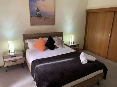 Chateau N'Ville - Inverell Accommodation 1