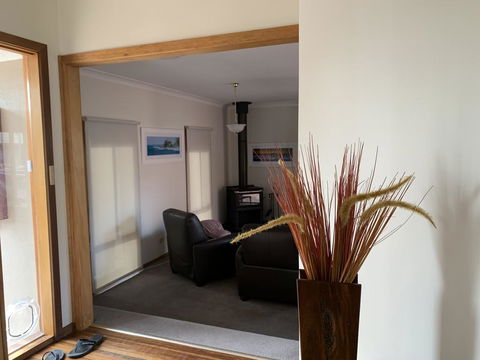 Chateau N'Ville - Inverell Accommodation 2
