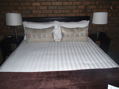 City Colonial Motor Inn - Inverell Accommodation 2