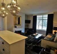 City Life Apartment-full kitchen  separate bedroom - Inverell Accommodation