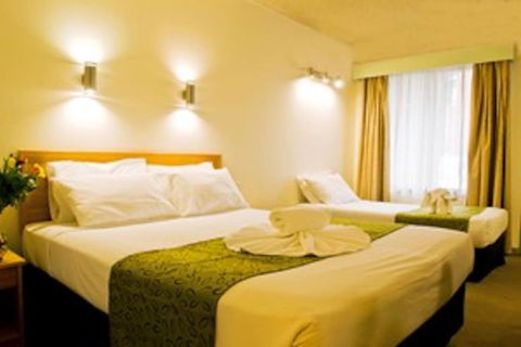 Classic Twin-bed Room 1 In Oakleigh - Inverell Accommodation 1