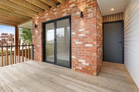 COASTAL BEAUTY ON BRUCE - Inverell Accommodation 1