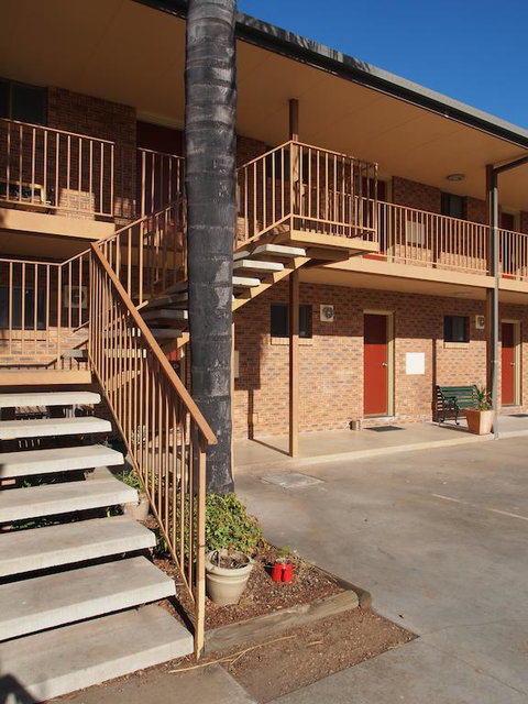 Cobar Town & Country Motor Inn - Inverell Accommodation 3