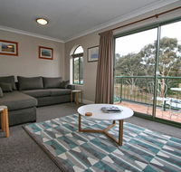Cobb  Co 3/39 Cobbon Crescent - Inverell Accommodation