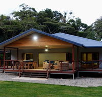 Coconut Beach House - Inverell Accommodation