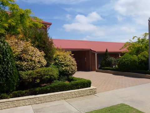 Colonial Motor Inn Bairnsdale Golden Chain Property - Inverell Accommodation 2