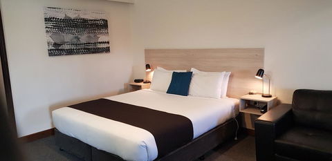 Comfort Hotel Olde Tudor - Inverell Accommodation 1