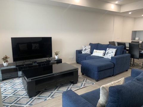 Comfortable & Convenient Living Close To Airport - Inverell Accommodation 3