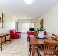 Como Apartments Gladstone - Inverell Accommodation