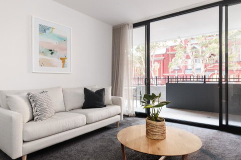 Contemporary Apartment In Newcastle CBD - Inverell Accommodation 0