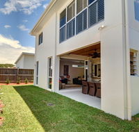 Coolum Street 41 Dicky Beach - Inverell Accommodation