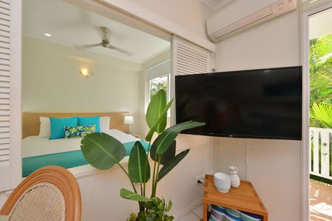 Coral Apartments Port Douglas - Inverell Accommodation 0