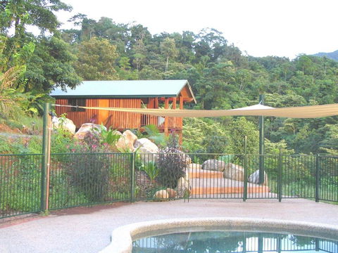 Coral Sea Views - Inverell Accommodation 0