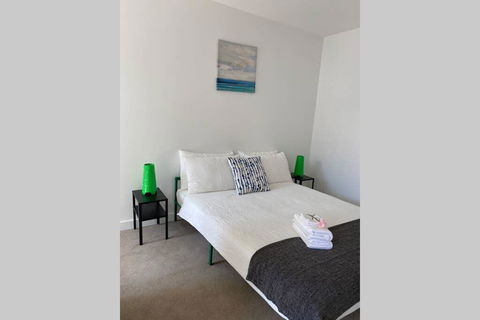 Cosy Apartment @ Clayton (Monash17) - Inverell Accommodation 0