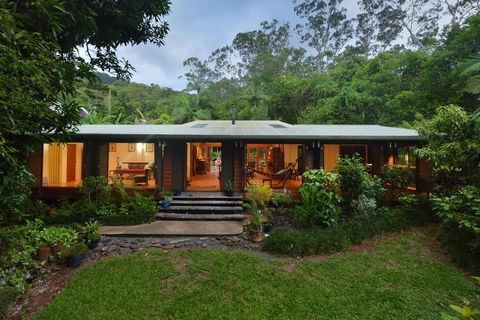 Cow Bay Homestay B&B - Inverell Accommodation 0