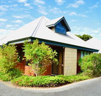 Cowrie Chalet - Inverell Accommodation