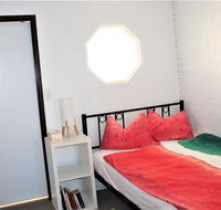 Cozy and cute comfort stay close to University Female only - Inverell Accommodation