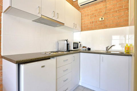 Cranbourne Motor Inn - Inverell Accommodation 2
