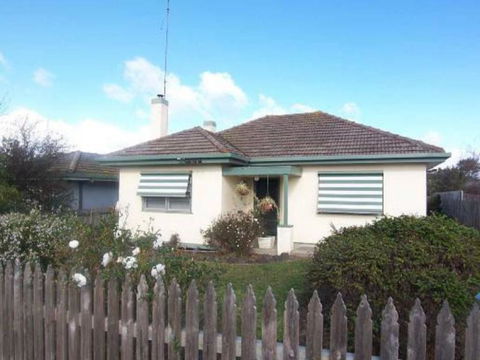 Daisy Cottage On Duke - Inverell Accommodation 0