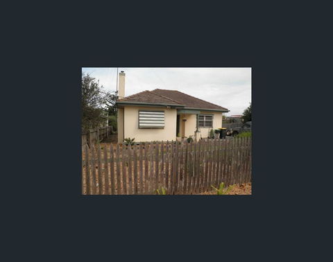 Daisy Cottage On Duke - Inverell Accommodation 1