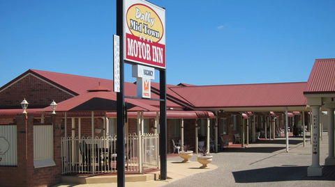 Dalby Mid Town Motor Inn - Inverell Accommodation 0