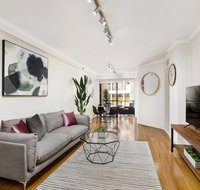 Darlinghurst One Bedroom Modern Self-Contained Apartment with parking - easy access to Sydney CBD 45 PEL - Inverell Accommodation