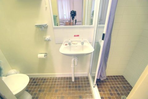 Dauphine 3/23 Townsend Street - Inverell Accommodation 1