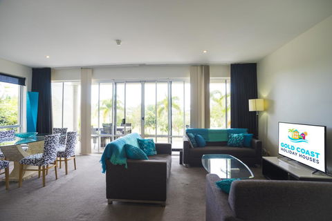 Daybreak On The Greens - Inverell Accommodation 3