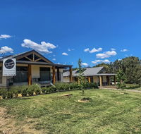 Daysend Cottages - Inverell Accommodation