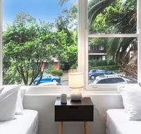 DENHAM DAZE I677 -L'Abode - Inverell Accommodation