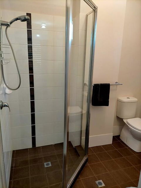 Derby Lodge Self Contained Apartments - Inverell Accommodation 3