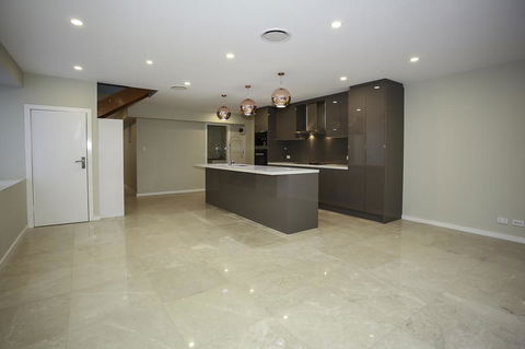 Design Sydney Home - Inverell Accommodation 1
