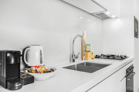 Designer Apartment With Luxury Amenities - Inverell Accommodation 3