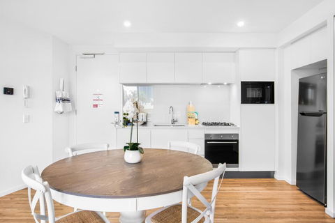 Designer Apartment With Luxury Amenities - Inverell Accommodation 2