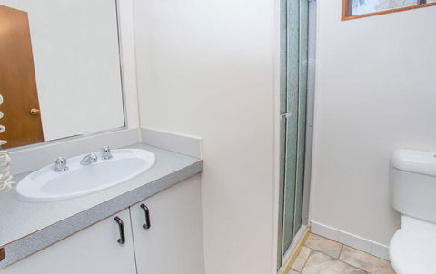 Discovery Parks - Lake Hume - Inverell Accommodation 3
