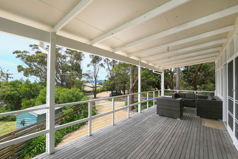 DROMANA BEACH SHACK... - Inverell Accommodation 0