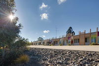 Book Drouin West Accommodation Vacations Inverell Accommodation Inverell Accommodation