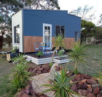 Dyl  Lil's Tiny House on Wheels - Inverell Accommodation