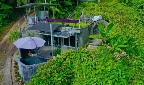 Earthship Daintree - Inverell Accommodation 3