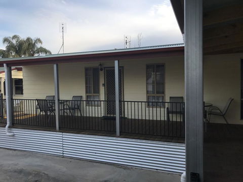 Echuca Holiday Units - Inverell Accommodation 2