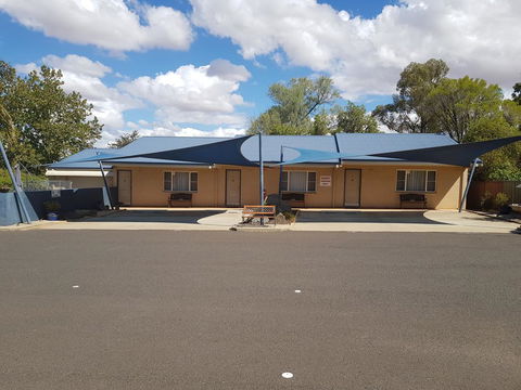 Edward Parry Motel And Apartments - Inverell Accommodation 2