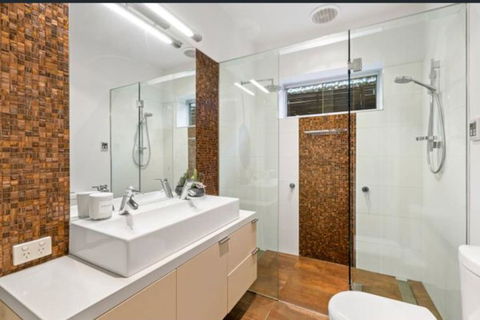 Elsternwick Paradise, Love Where You Live!!! - Inverell Accommodation 2
